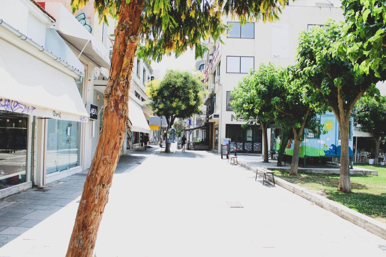 Sunlight - Volos City Center Spacious Modern Apartments Екстер'єр фото