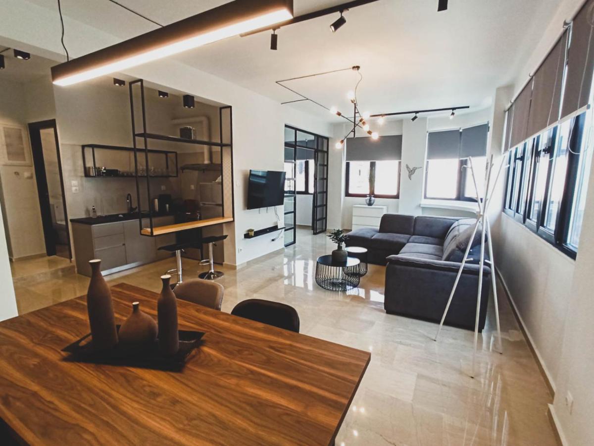 Sunlight - Volos City Center Spacious Modern Apartments Екстер'єр фото