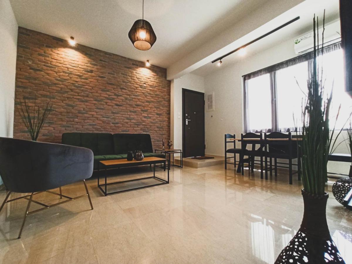 Sunlight - Volos City Center Spacious Modern Apartments Екстер'єр фото