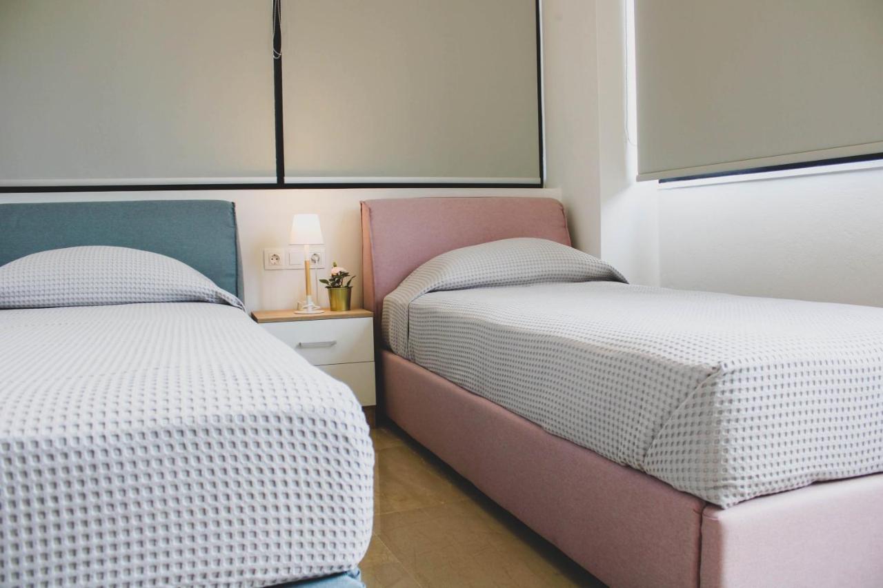 Sunlight - Volos City Center Spacious Modern Apartments Екстер'єр фото